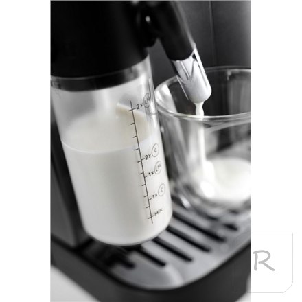 Delonghi | Coffee Maker | ECAM290.81.TB Magnifica Evo | Pump pressure 15 bar | Built-in milk frother | Automatic | 1450 W | Blac