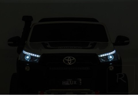 Auto na Akumulator Toyota Hilux Biały